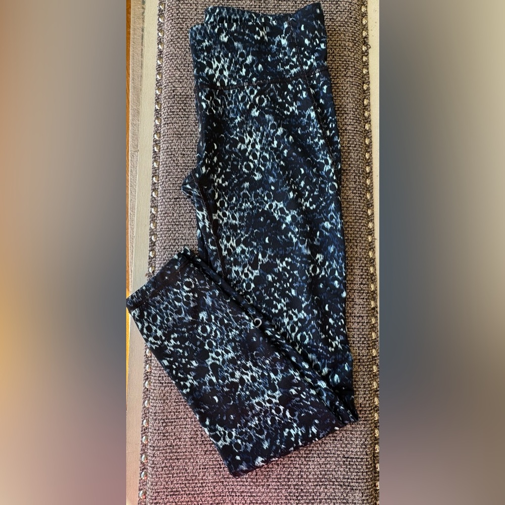 Gap Fit Women’s Patterned Leggings Size M